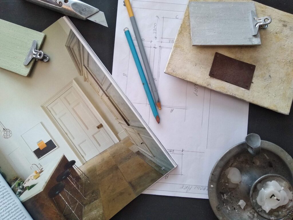 studio 2
